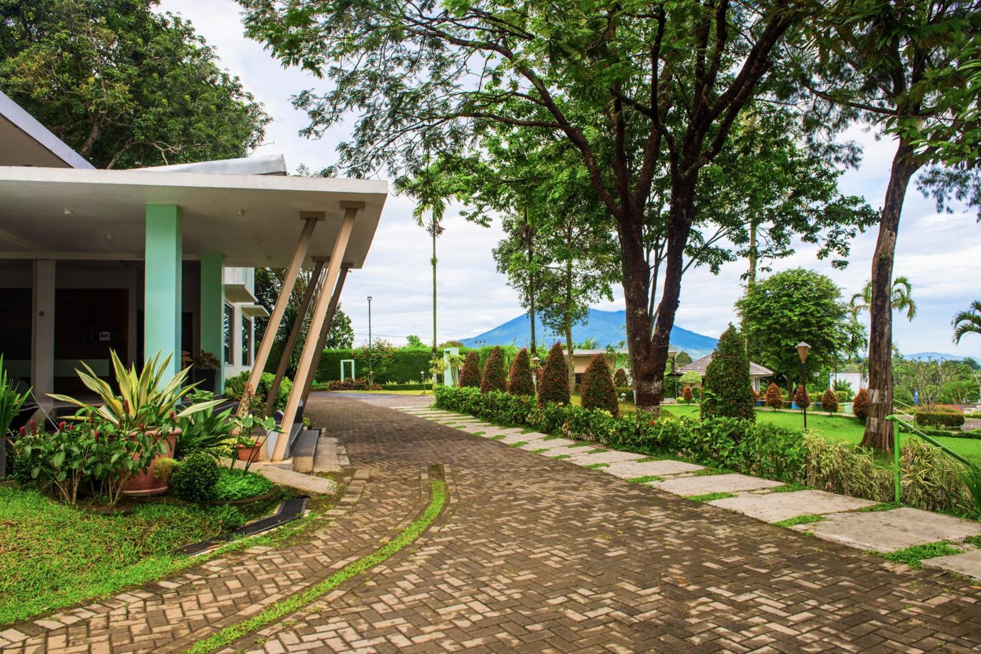 D'Agape Meeting & Conference Ξενοδοχείο Puncak Εξωτερικό φωτογραφία
